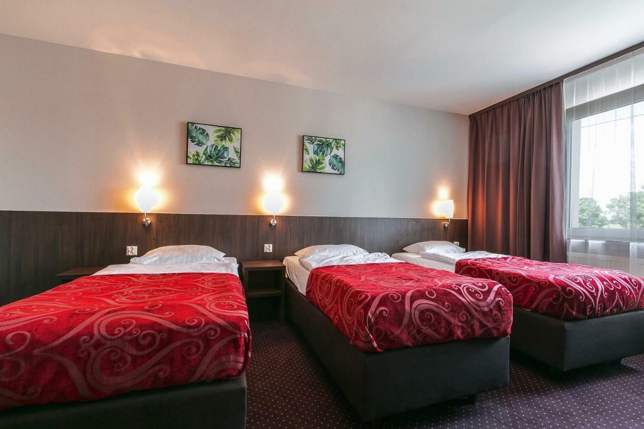 Pod Lipami Hotel Bystra  Exterior foto